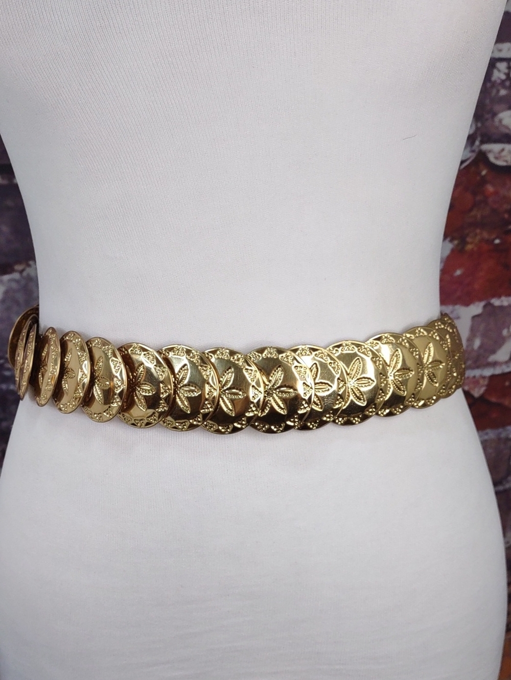 Gold Sandollar Medallion Link Stretch Belt